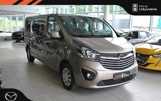 opel vivaro Opel Vivaro cena 104900 przebieg: 131000, rok produkcji 2017 z Sztum